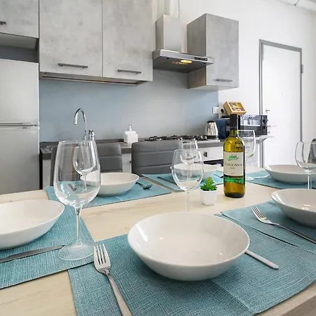 Blue Garden - 2br - Free Parking Apartamento